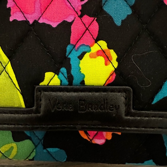 Vera Bradley Trimmed Wristlet NWT - Picture 6 of 12